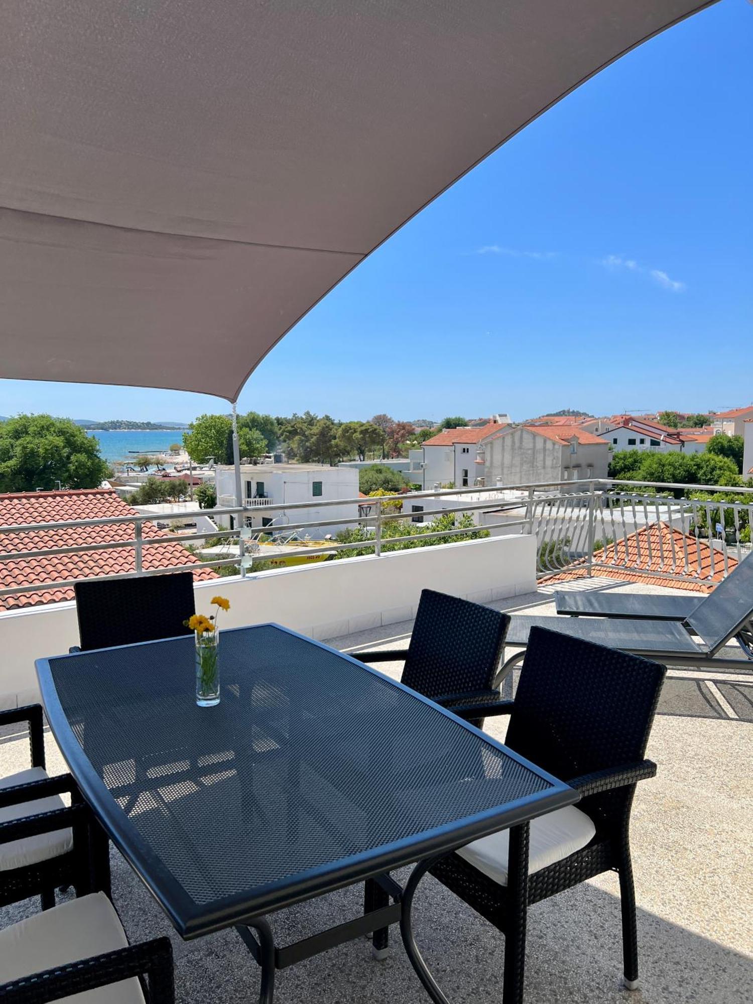 Apartments Dalmatino Водице Екстер'єр фото