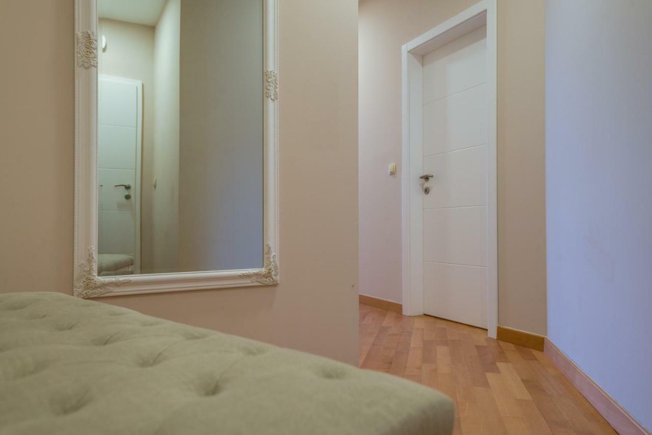 Apartments Dalmatino Водице Екстер'єр фото