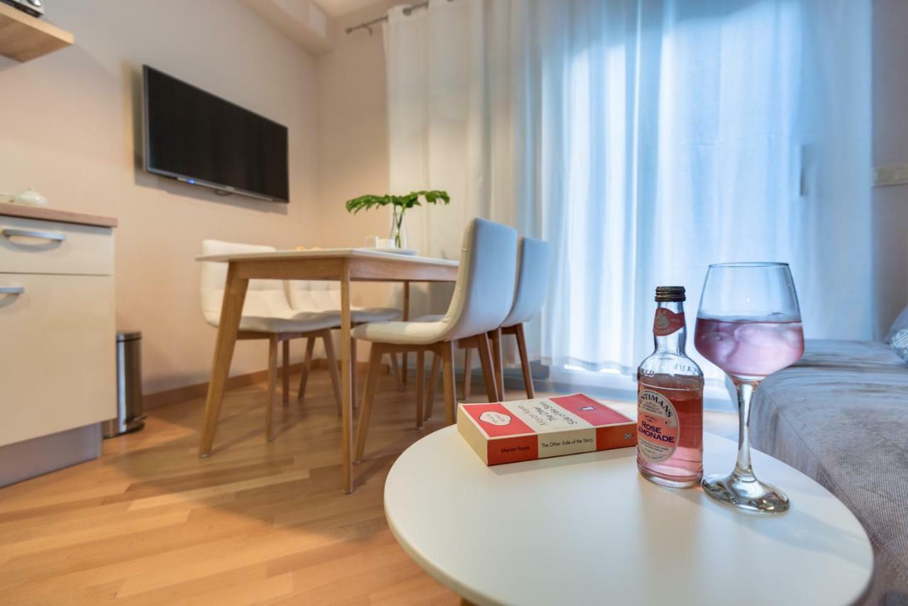 Apartments Dalmatino Водице Екстер'єр фото